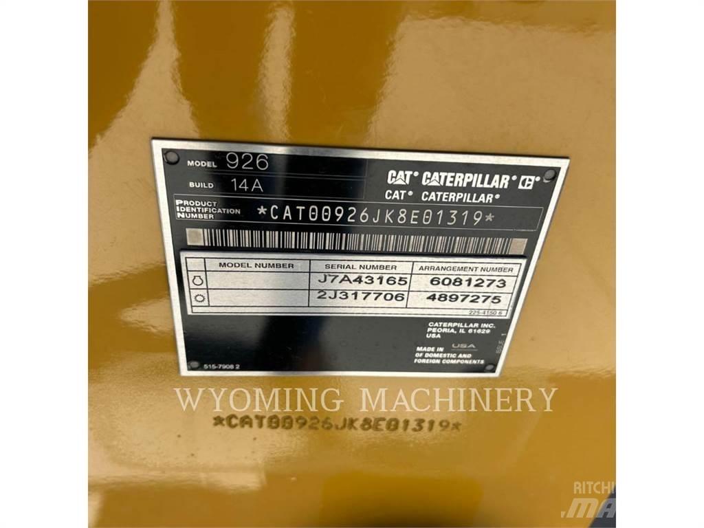 CAT 926 Фронтальные погрузчики
