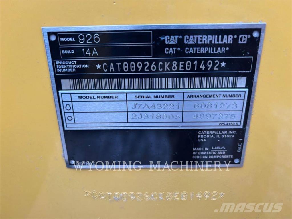 CAT 926 Фронтальные погрузчики