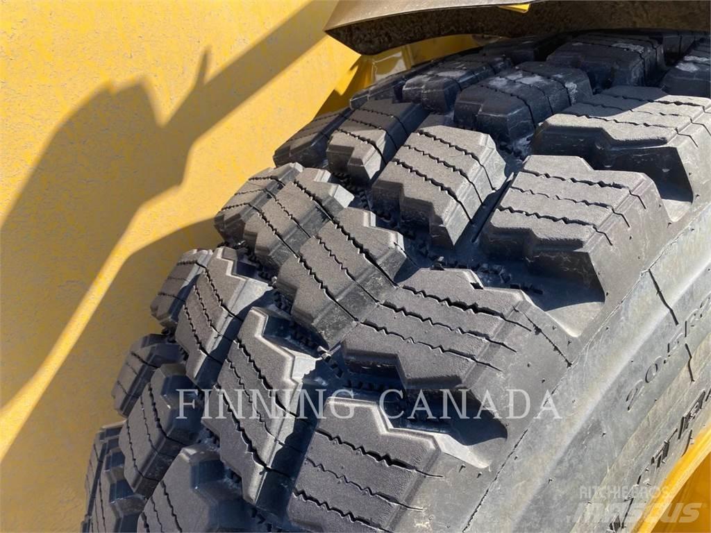 CAT 926-14 Фронтальные погрузчики