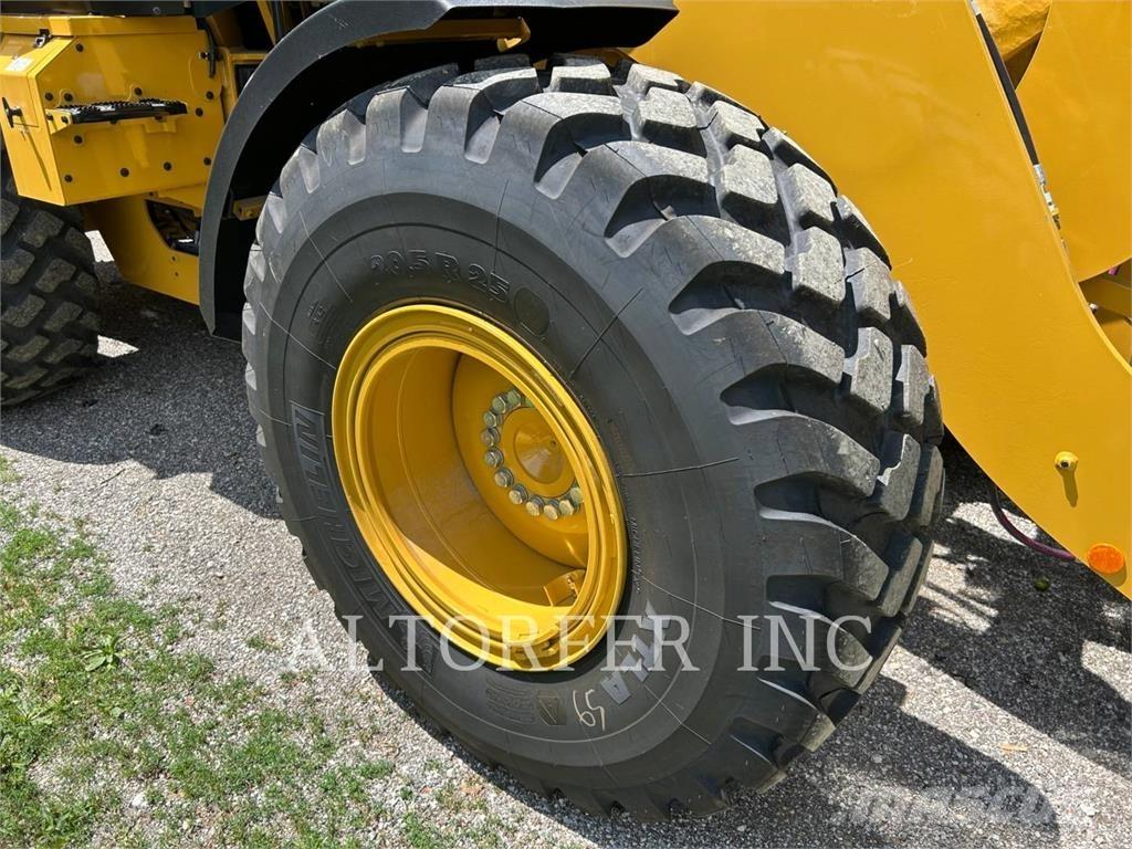 CAT 926-14 Фронтальные погрузчики