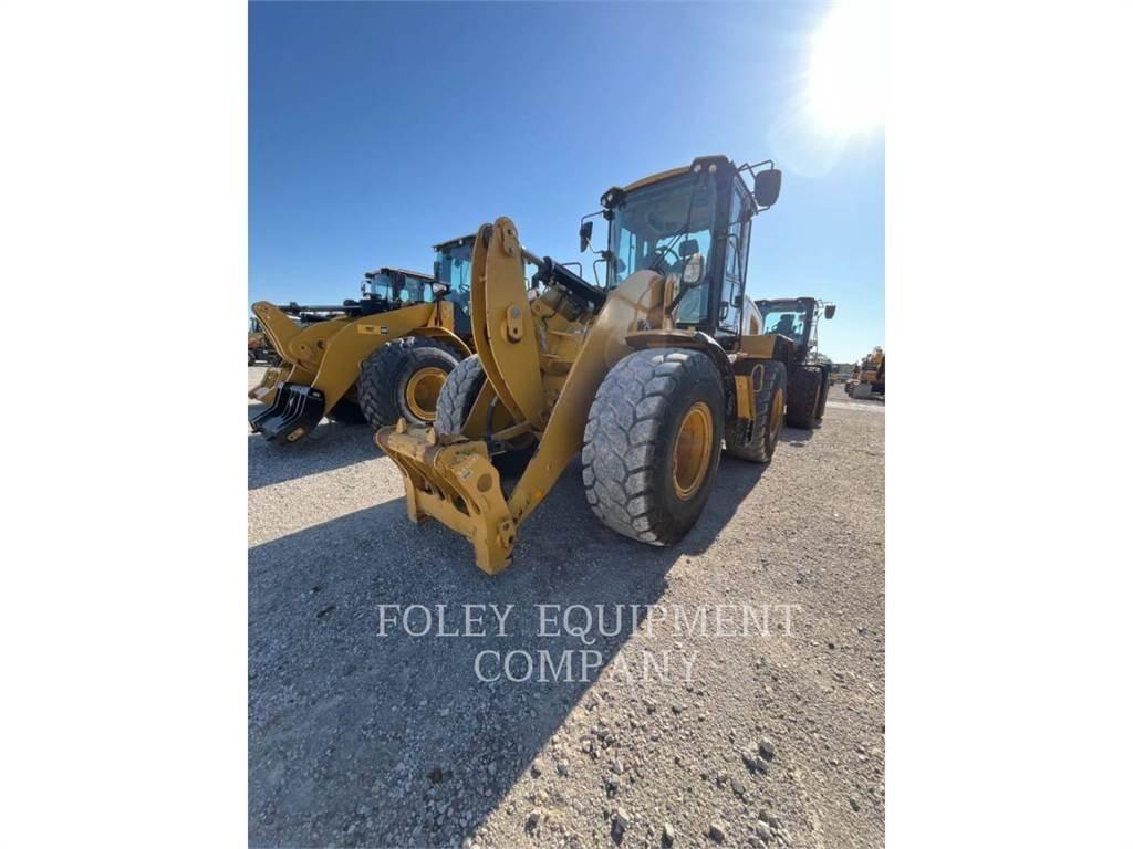 CAT 926M Фронтальные погрузчики