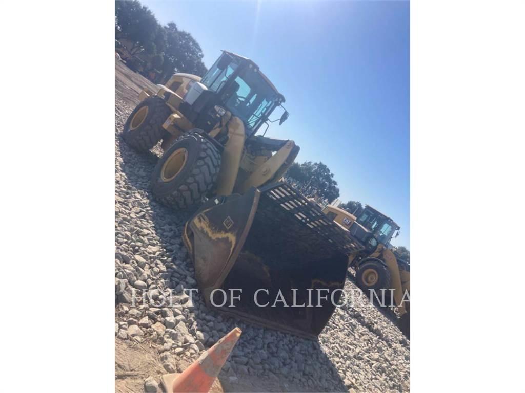 CAT 926M Фронтальные погрузчики