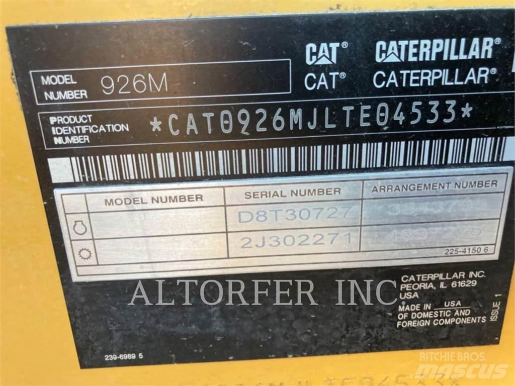 CAT 926M Фронтальные погрузчики
