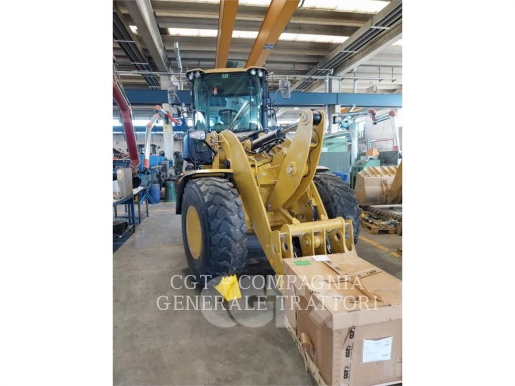 CAT 926M Фронтальные погрузчики