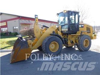 CAT 926M Фронтальные погрузчики
