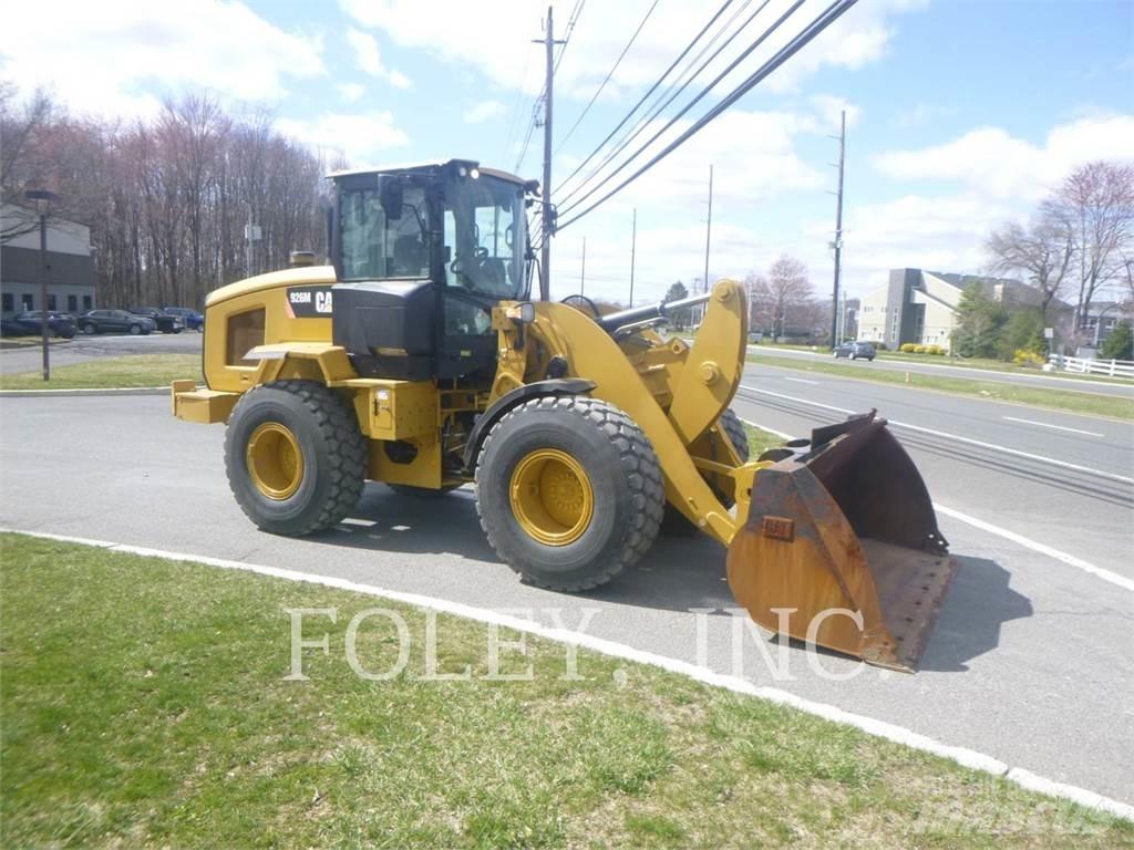 CAT 926M Фронтальные погрузчики