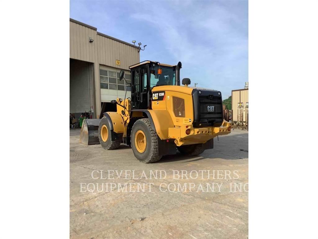 CAT 926M Фронтальные погрузчики