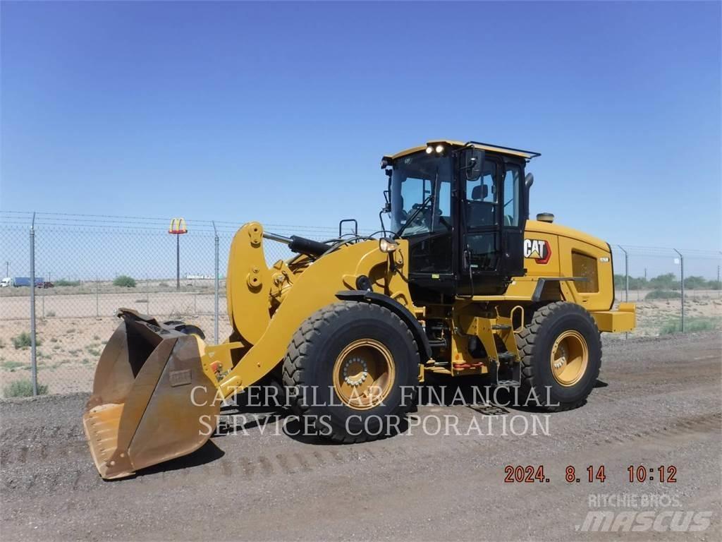 CAT 926M Фронтальные погрузчики