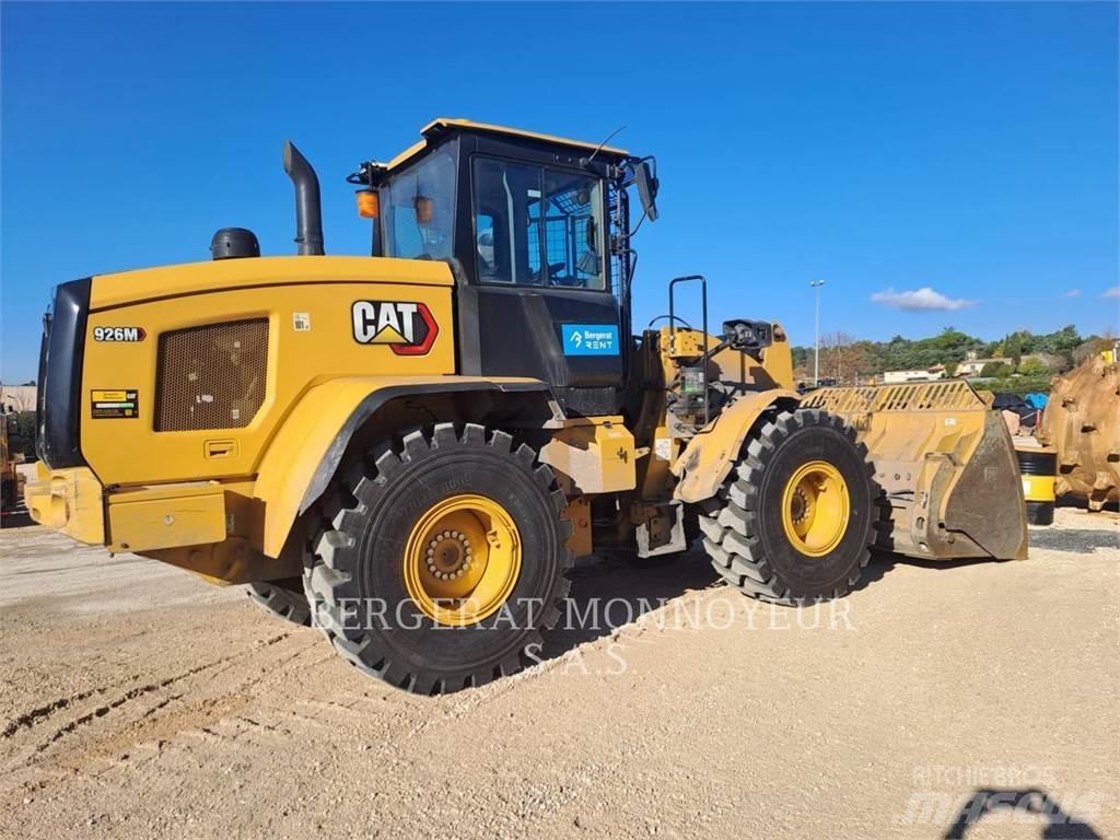 CAT 926M Фронтальные погрузчики