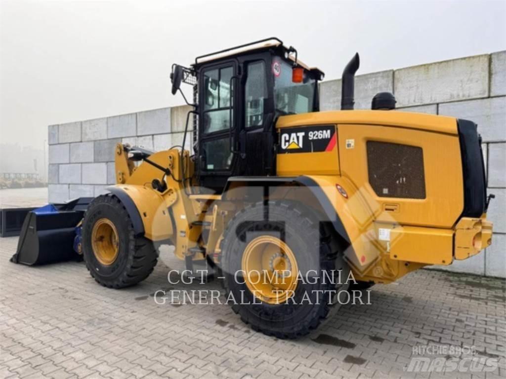 CAT 926M Фронтальные погрузчики