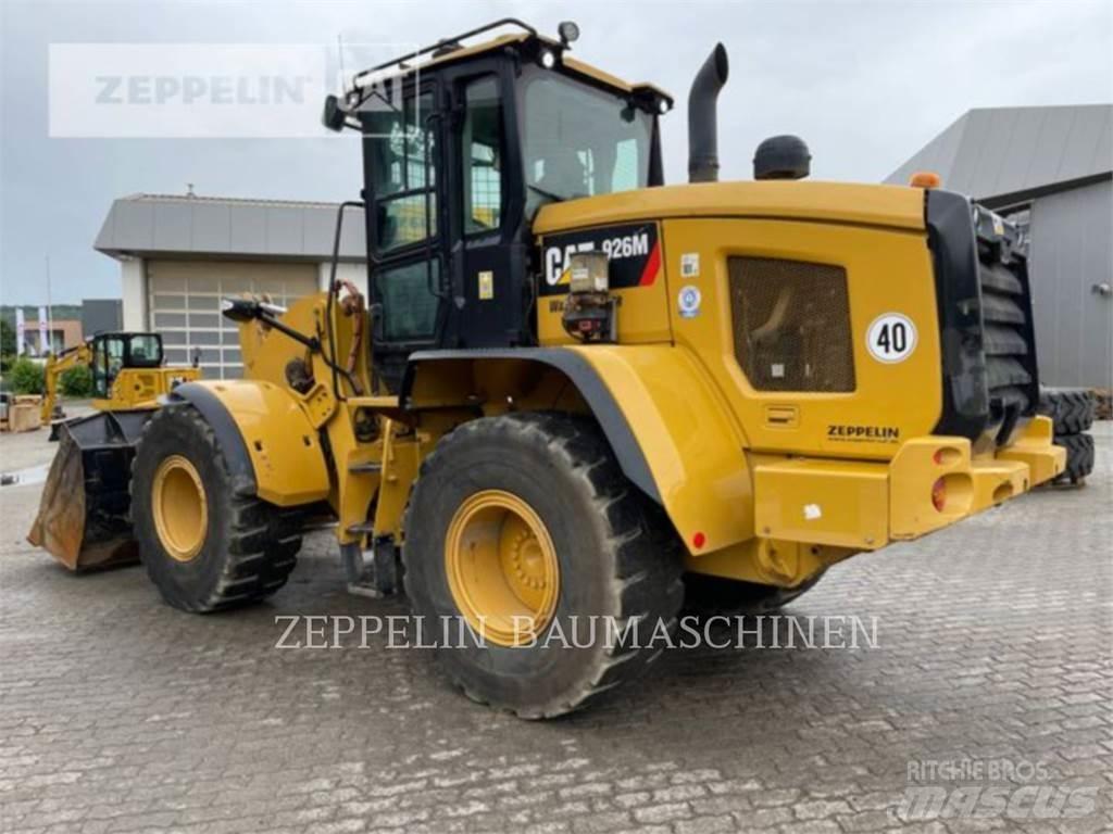 CAT 926M Фронтальные погрузчики