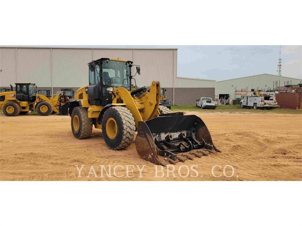 CAT 926M Фронтальные погрузчики