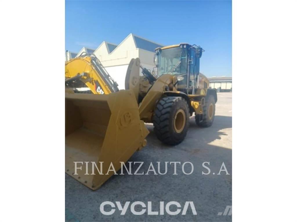 CAT 926M Фронтальные погрузчики
