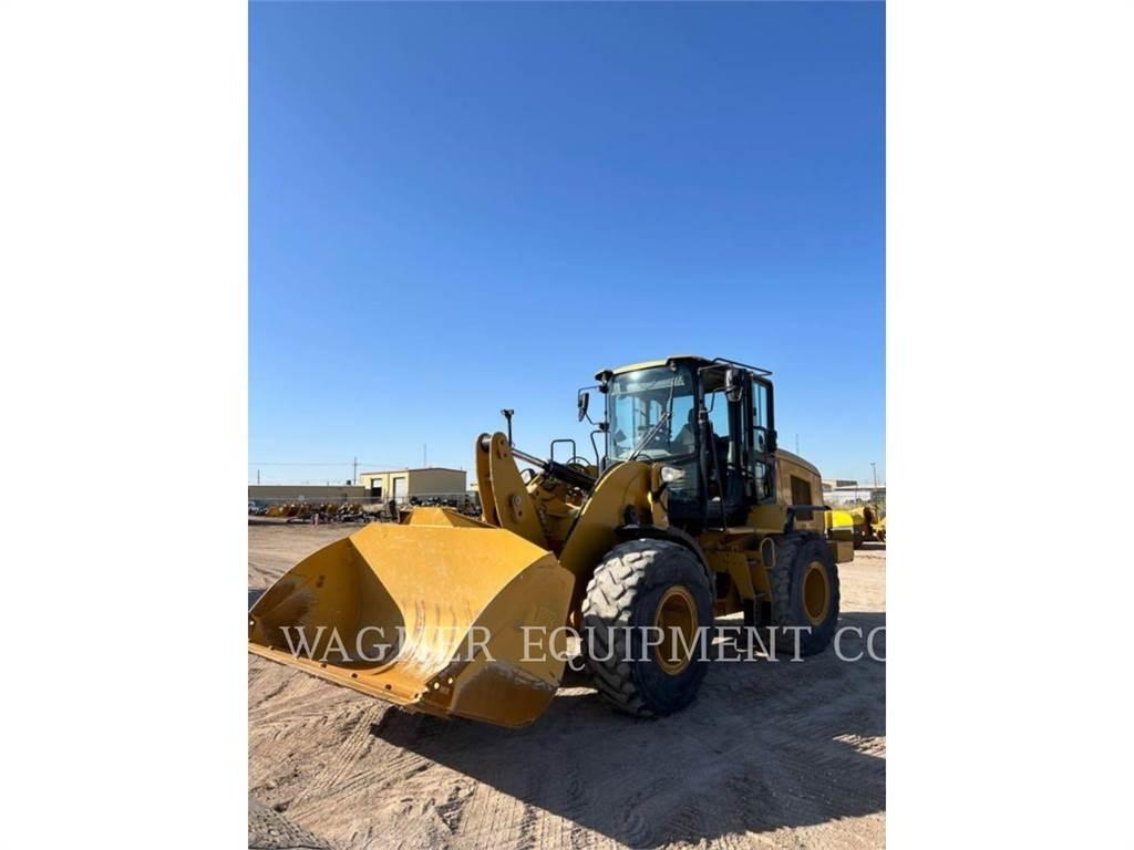 CAT 926M Фронтальные погрузчики