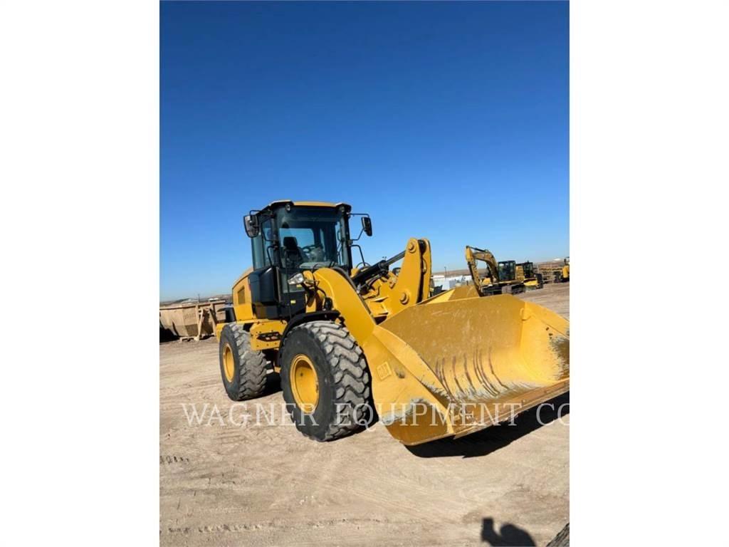 CAT 926M Фронтальные погрузчики