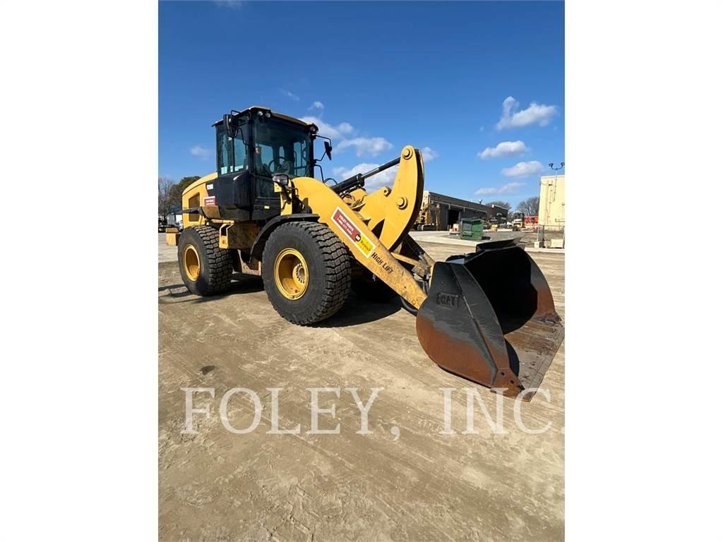 CAT 926M Фронтальные погрузчики