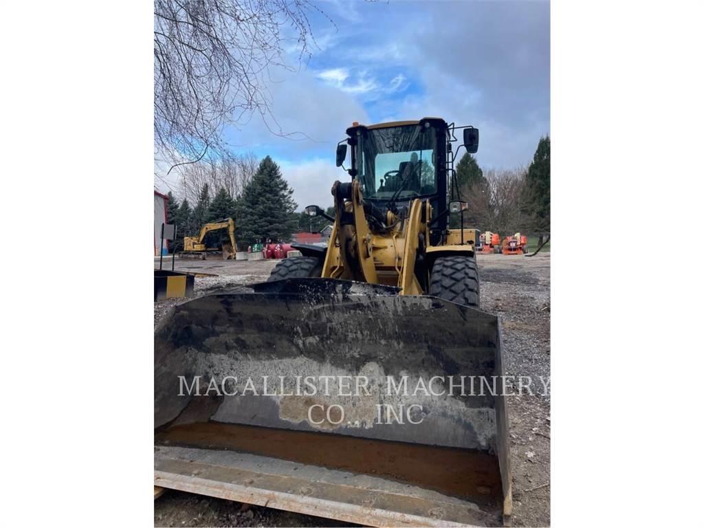 CAT 926M Фронтальные погрузчики