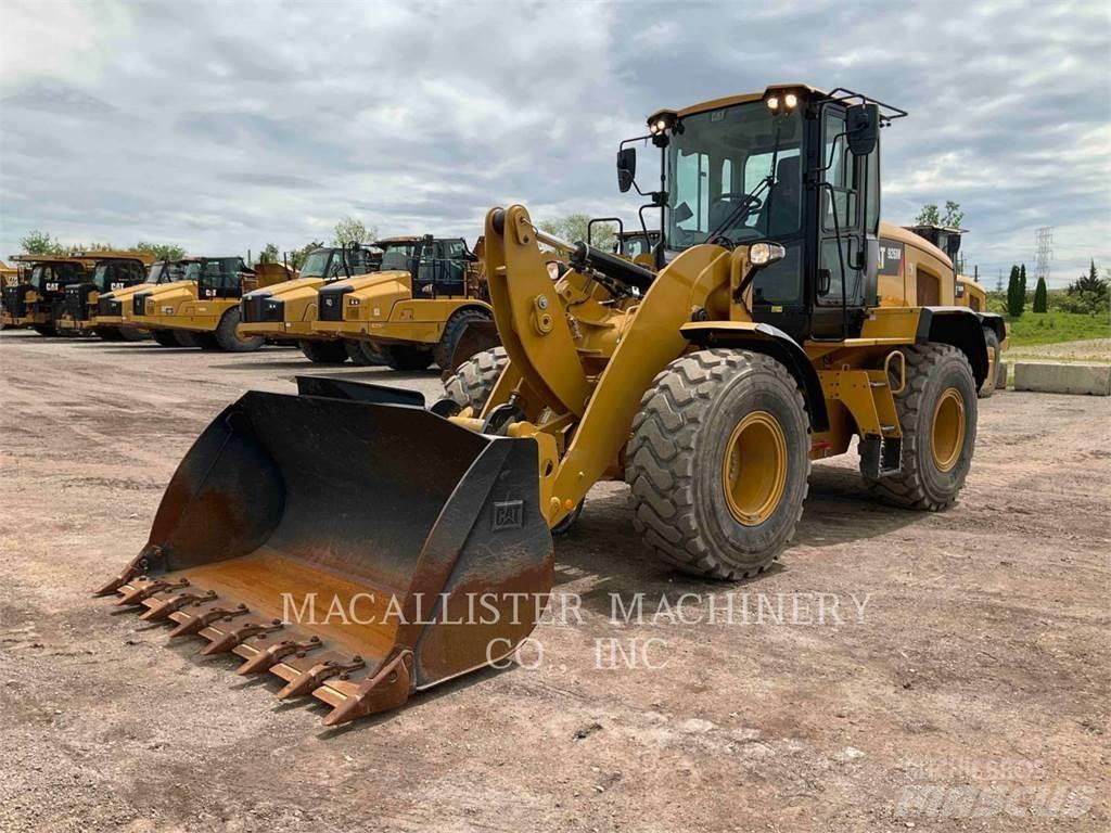 CAT 926M Фронтальные погрузчики