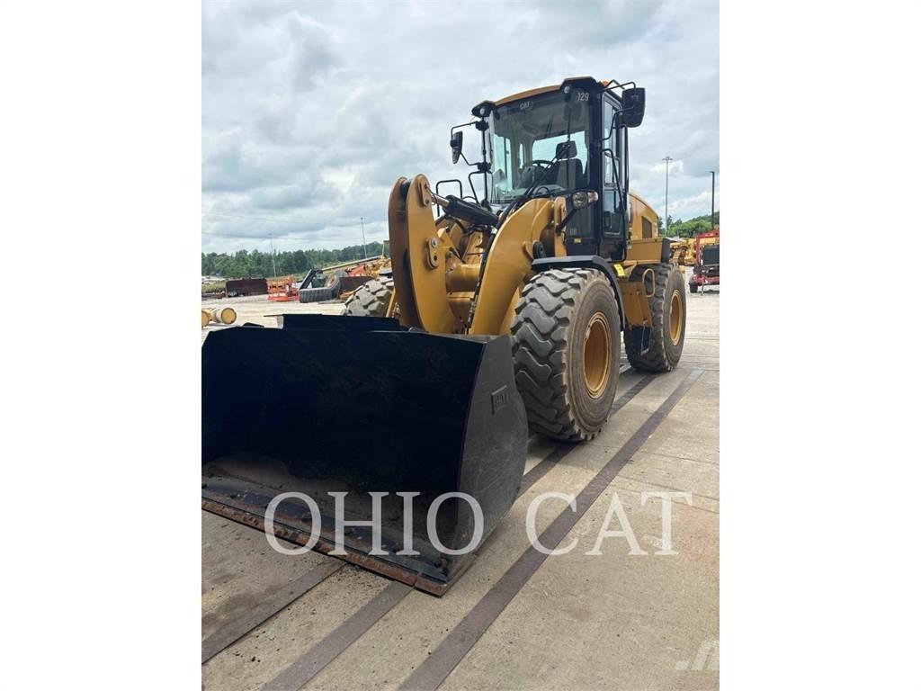 CAT 926M Фронтальные погрузчики