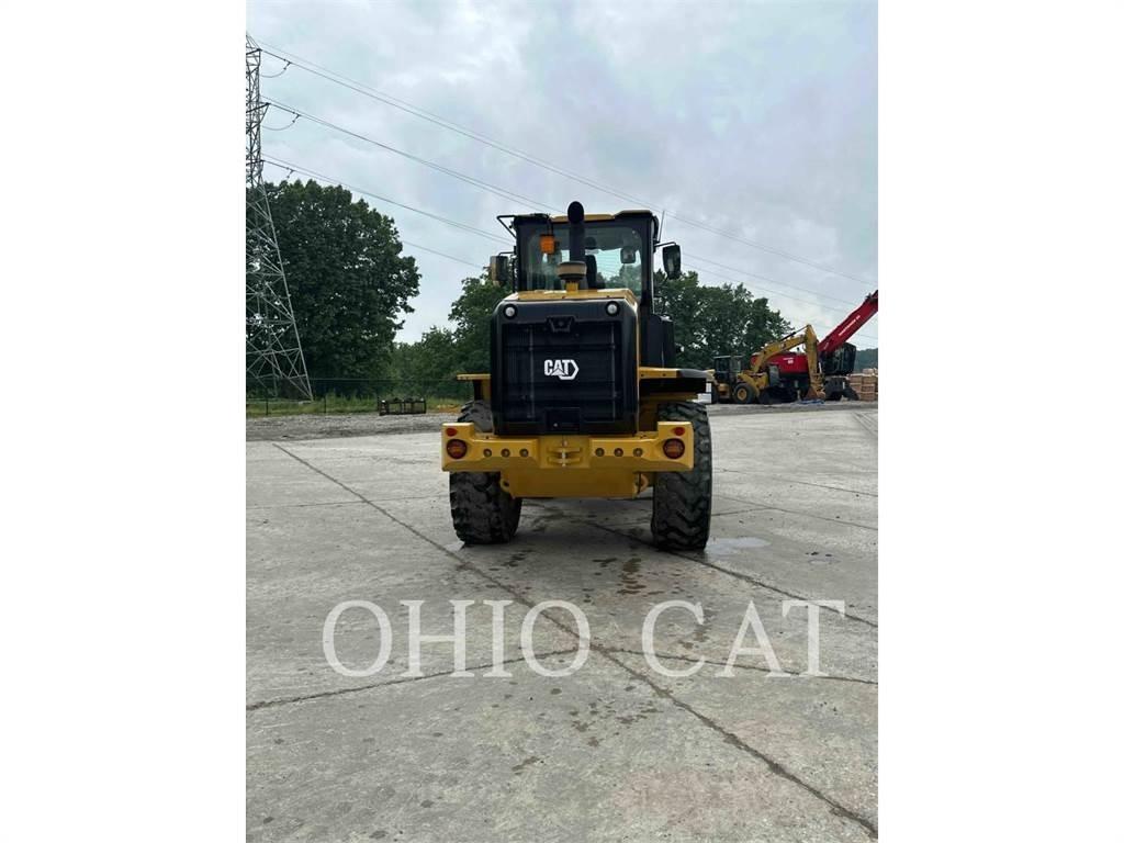 CAT 926M Фронтальные погрузчики