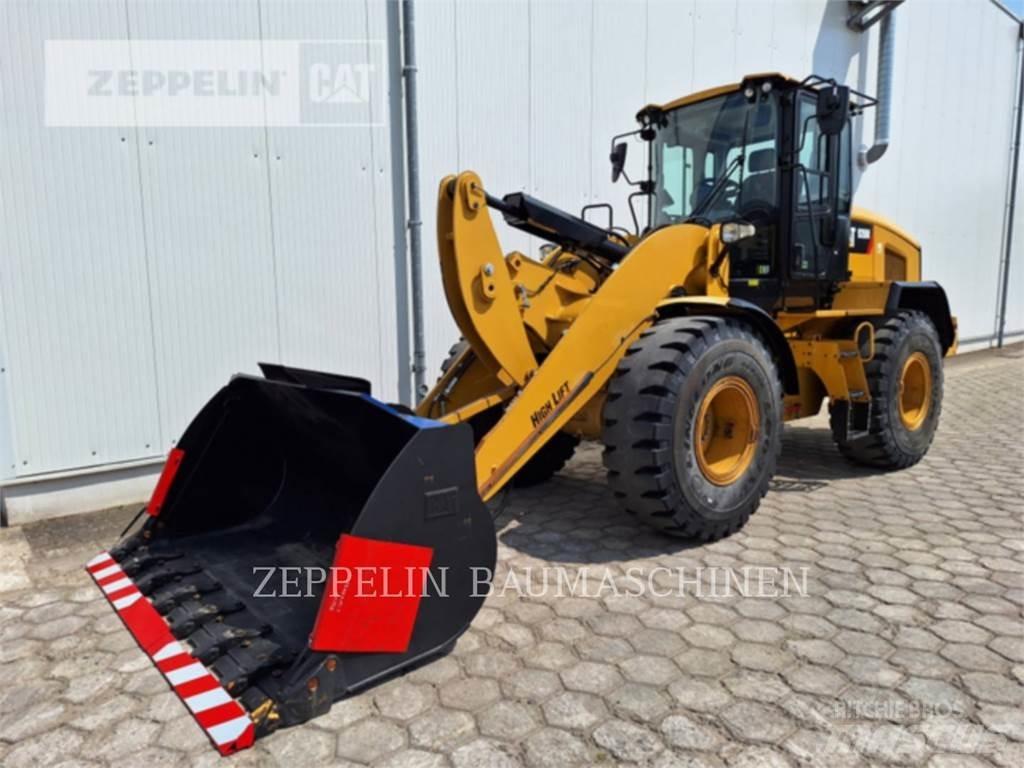 CAT 926M Фронтальные погрузчики