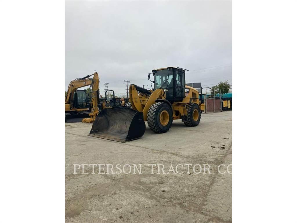 CAT 926M Фронтальные погрузчики