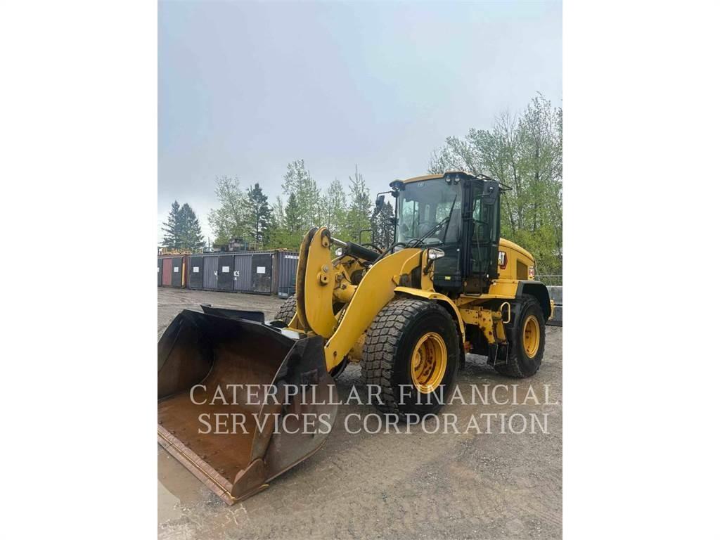 CAT 926M Фронтальные погрузчики