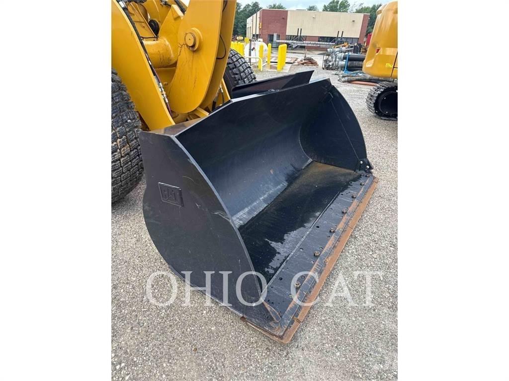 CAT 926M Фронтальные погрузчики