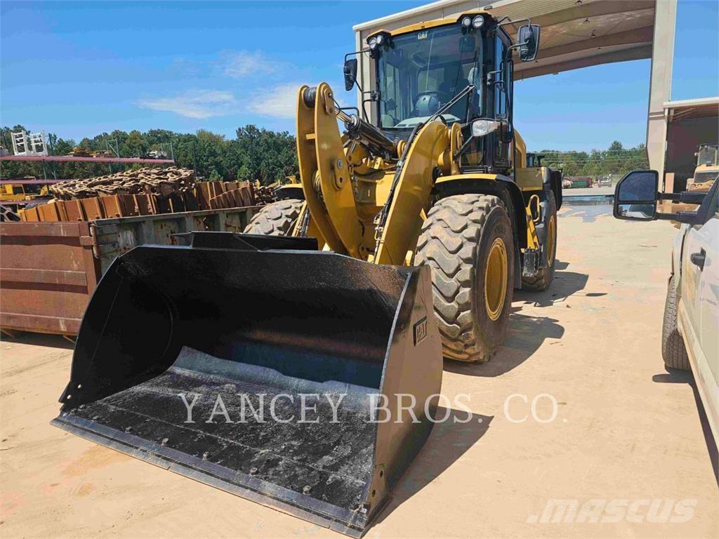 CAT 926M Фронтальные погрузчики