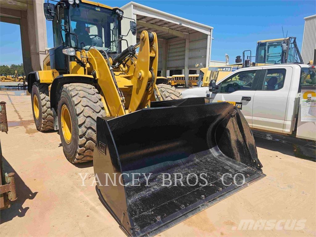 CAT 926M Фронтальные погрузчики