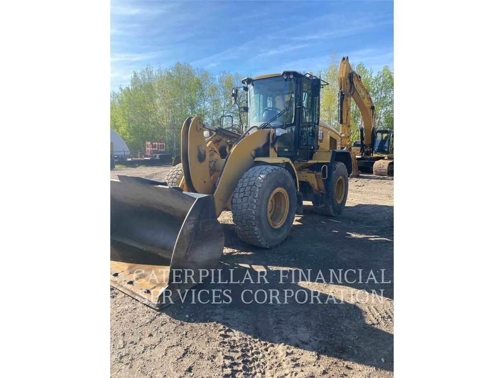 CAT 926M Фронтальные погрузчики