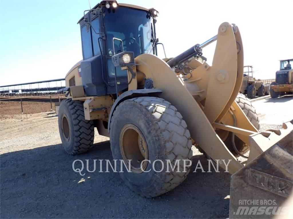 CAT 926M Фронтальные погрузчики