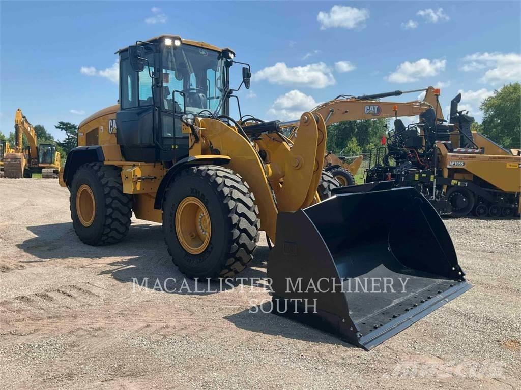 CAT 926M Фронтальные погрузчики