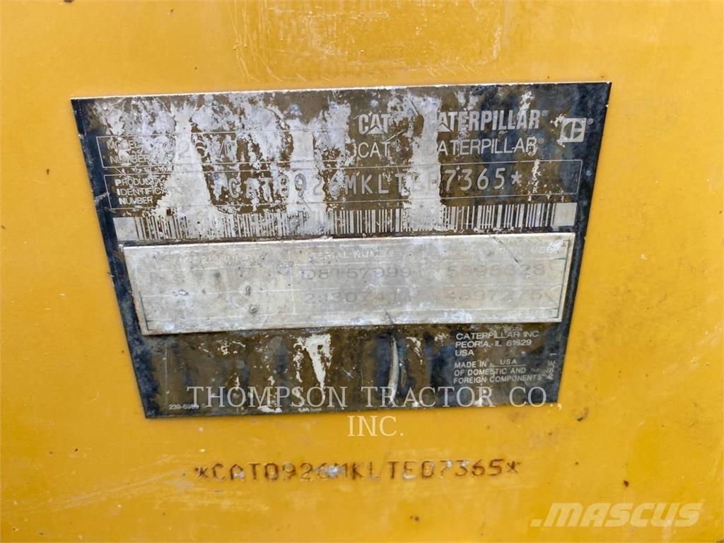 CAT 926M Фронтальные погрузчики
