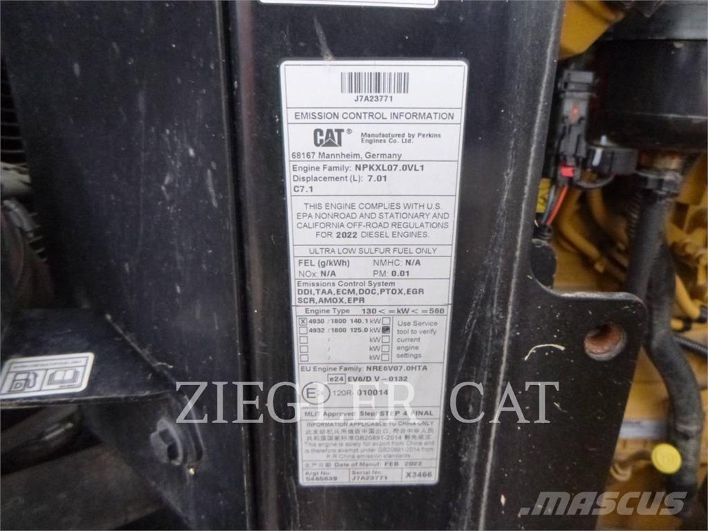 CAT 926M Фронтальные погрузчики