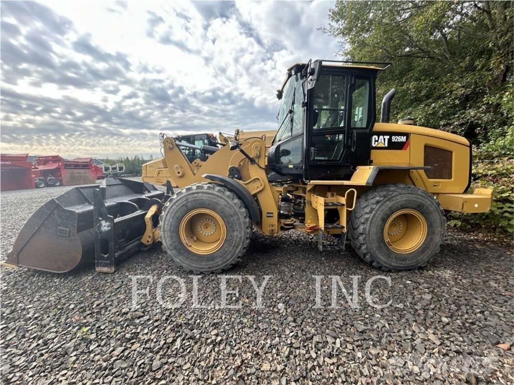 CAT 926M Фронтальные погрузчики
