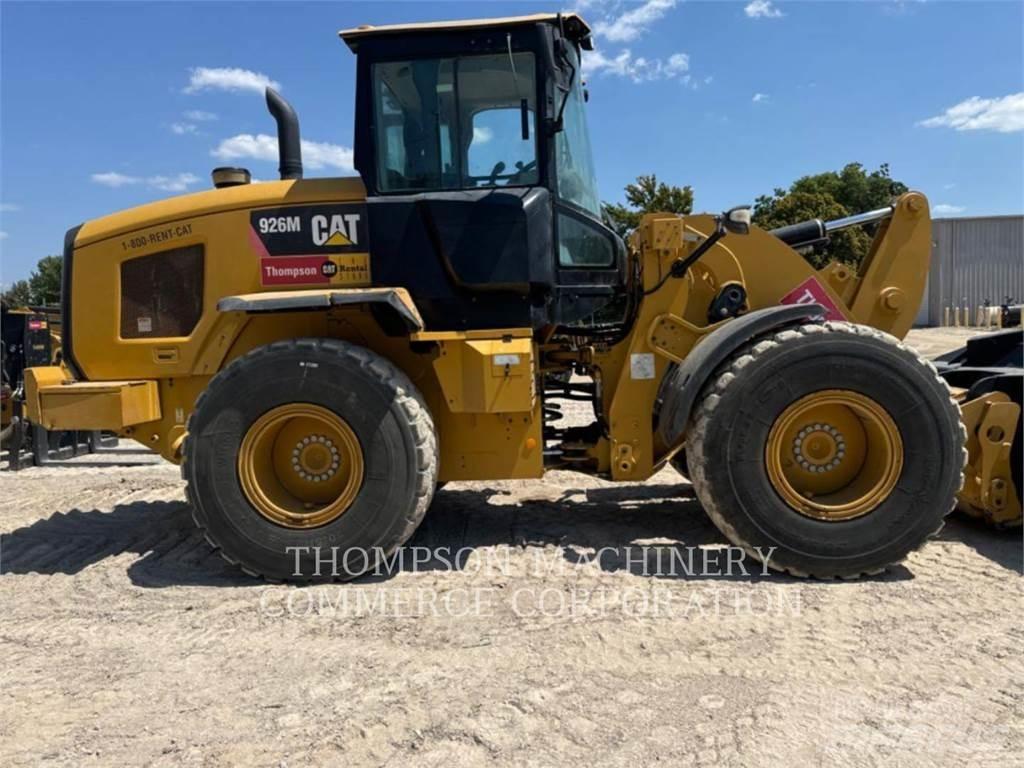 CAT 926M Фронтальные погрузчики