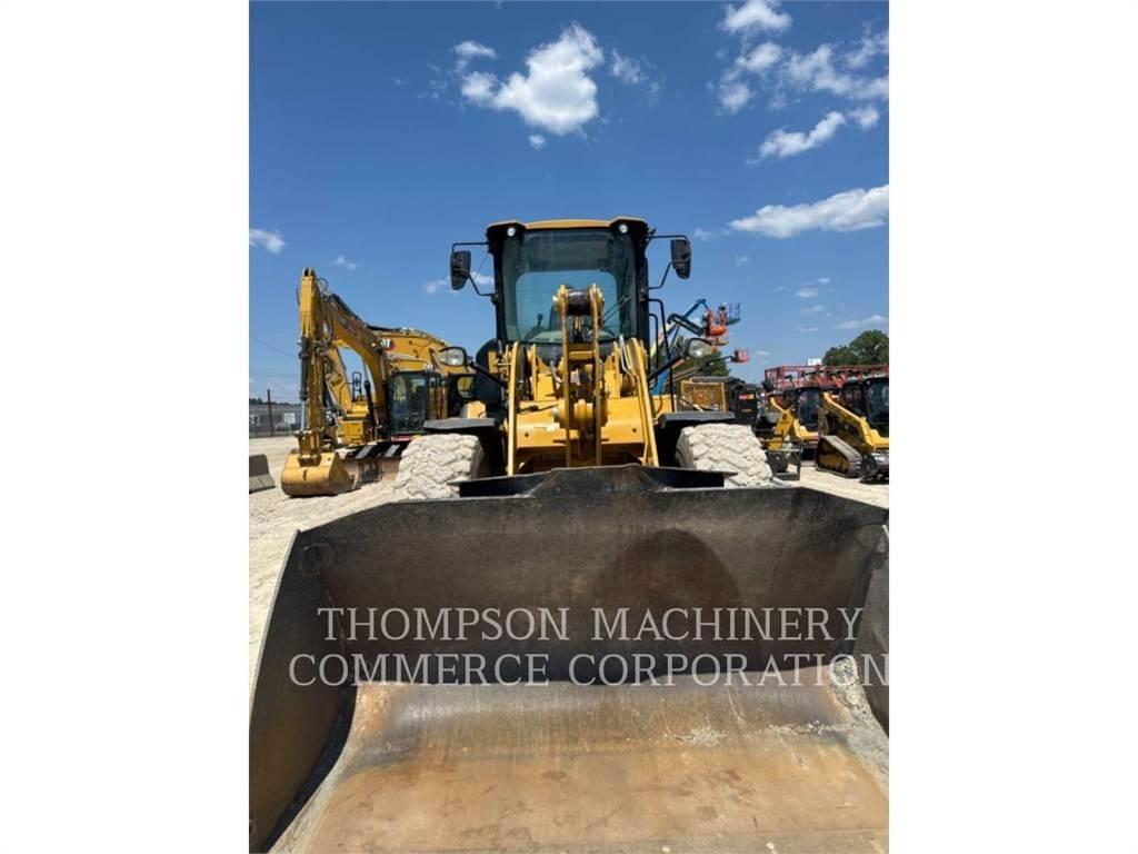 CAT 926M Фронтальные погрузчики