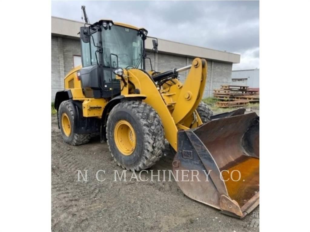 CAT 926M Фронтальные погрузчики