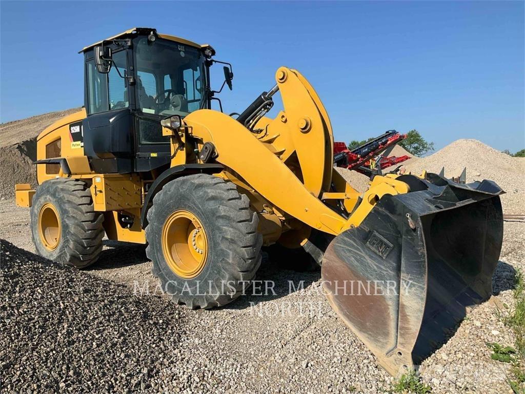CAT 926M 3RQ Фронтальные погрузчики