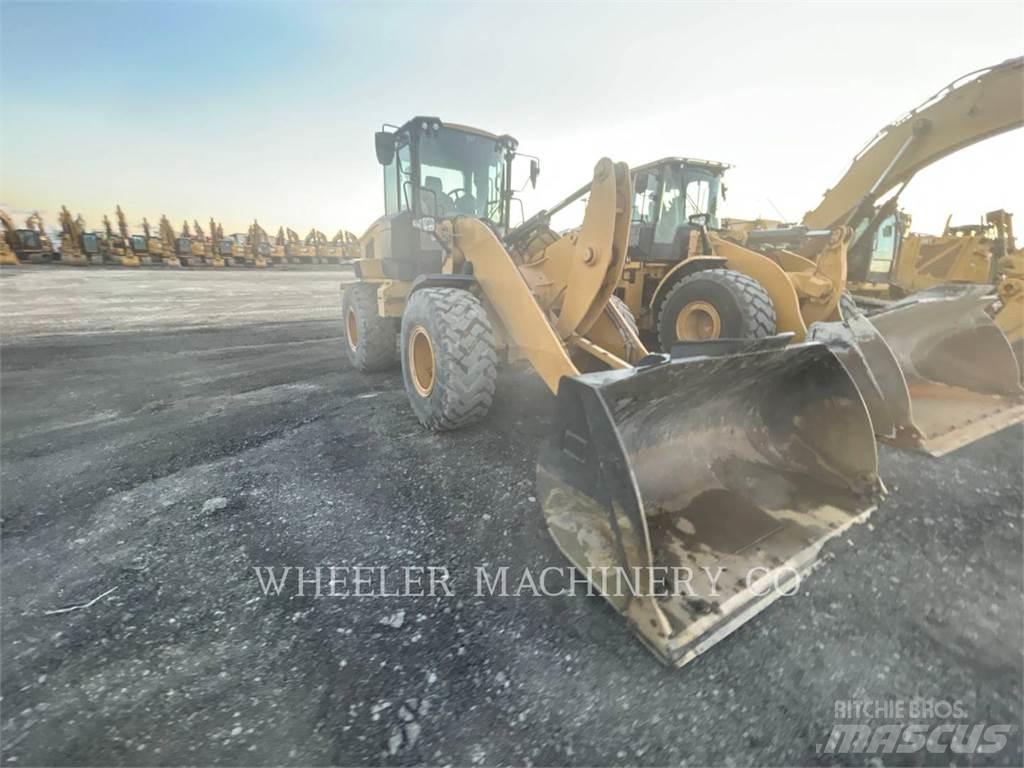 CAT 926M HL QC Фронтальные погрузчики