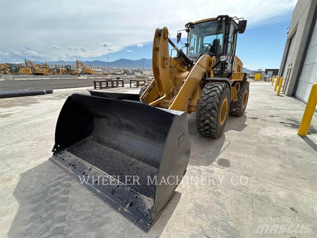 CAT 926M HL QC Фронтальные погрузчики