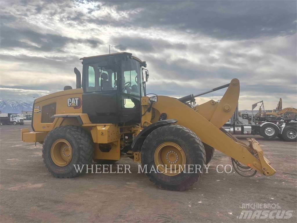 CAT 926M HL QC Фронтальные погрузчики