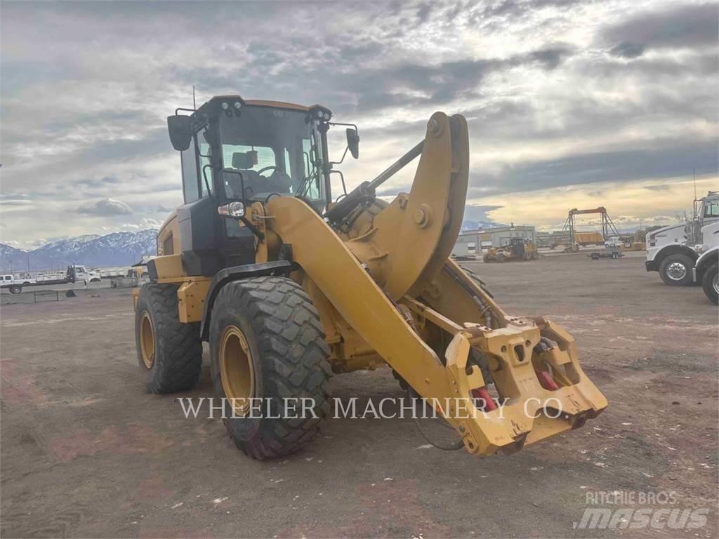 CAT 926M HL QC Фронтальные погрузчики