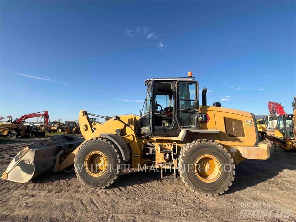 CAT 926M HL QC Фронтальные погрузчики