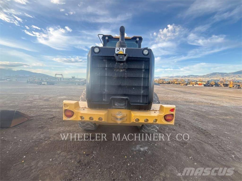 CAT 926M HL QC Фронтальные погрузчики