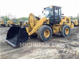 CAT 926M Q Фронтальные погрузчики