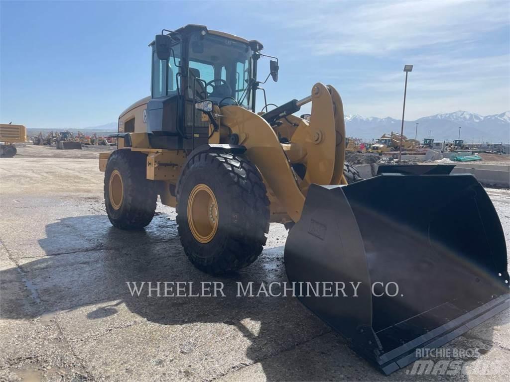 CAT 926M QC Фронтальные погрузчики