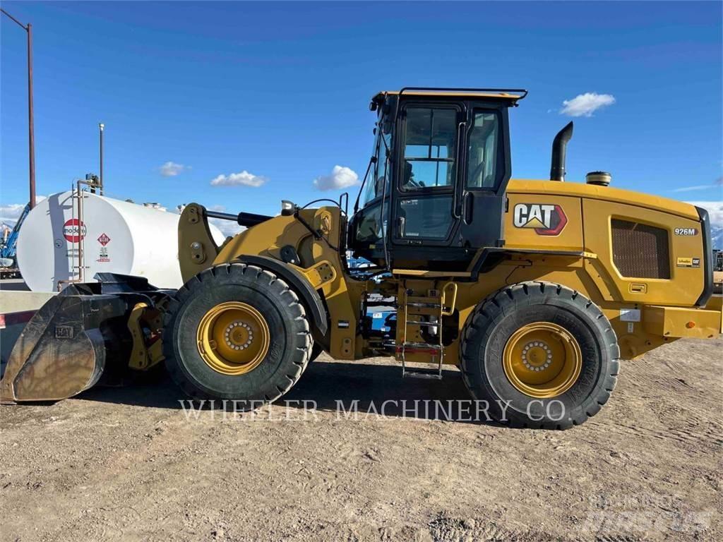 CAT 926M QC Фронтальные погрузчики