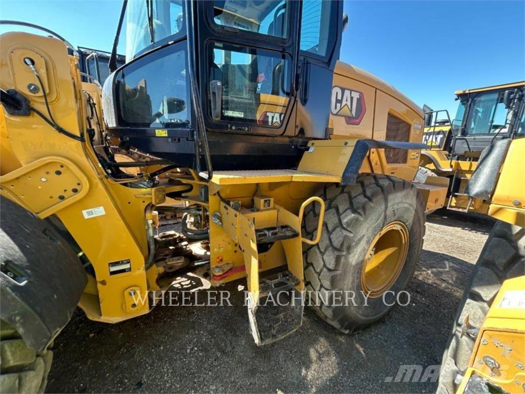 CAT 926M QC Фронтальные погрузчики